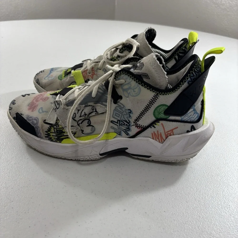 Nike Jordan Why Not Zer0.4 Graffiti Westbrook Shoes Men Sz 10.5 DD4887-007 Good